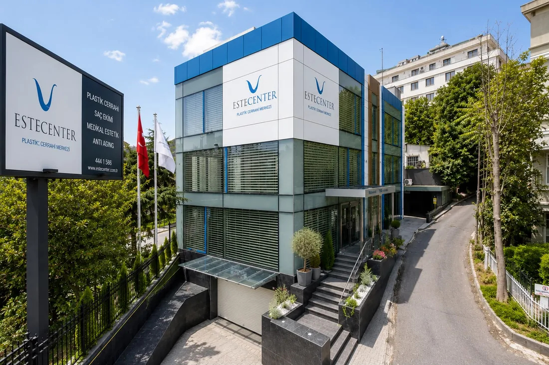 Reception della clinica EsteCenter