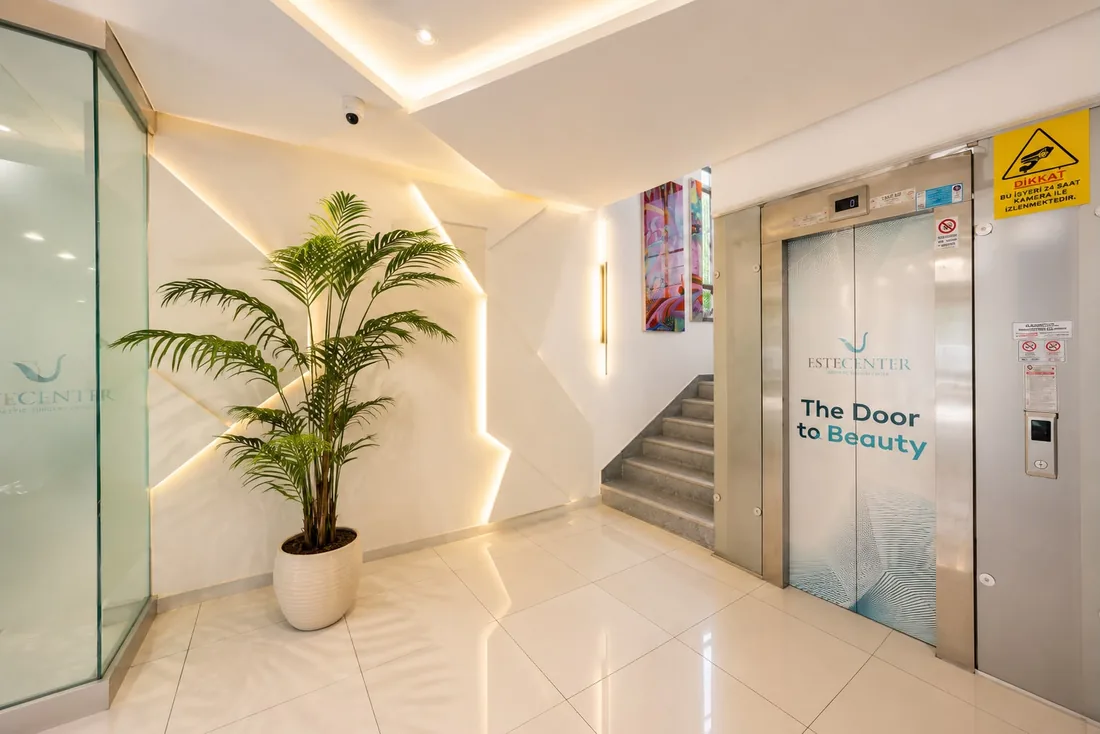 Reception della clinica EsteCenter